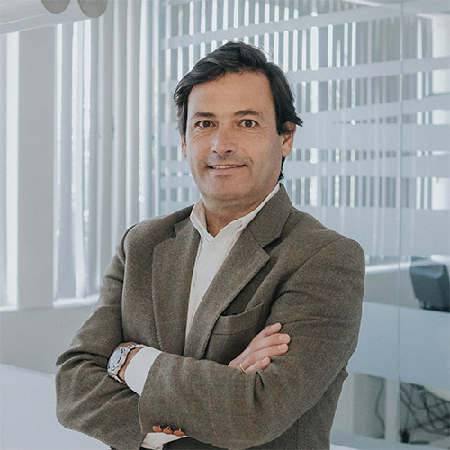 luis-ybarra